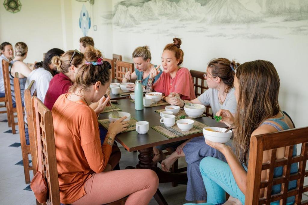 Green Hills Yoga Retreat 포카라 외부 사진